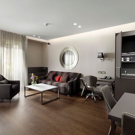Holiday Suites Athens Luaran gambar