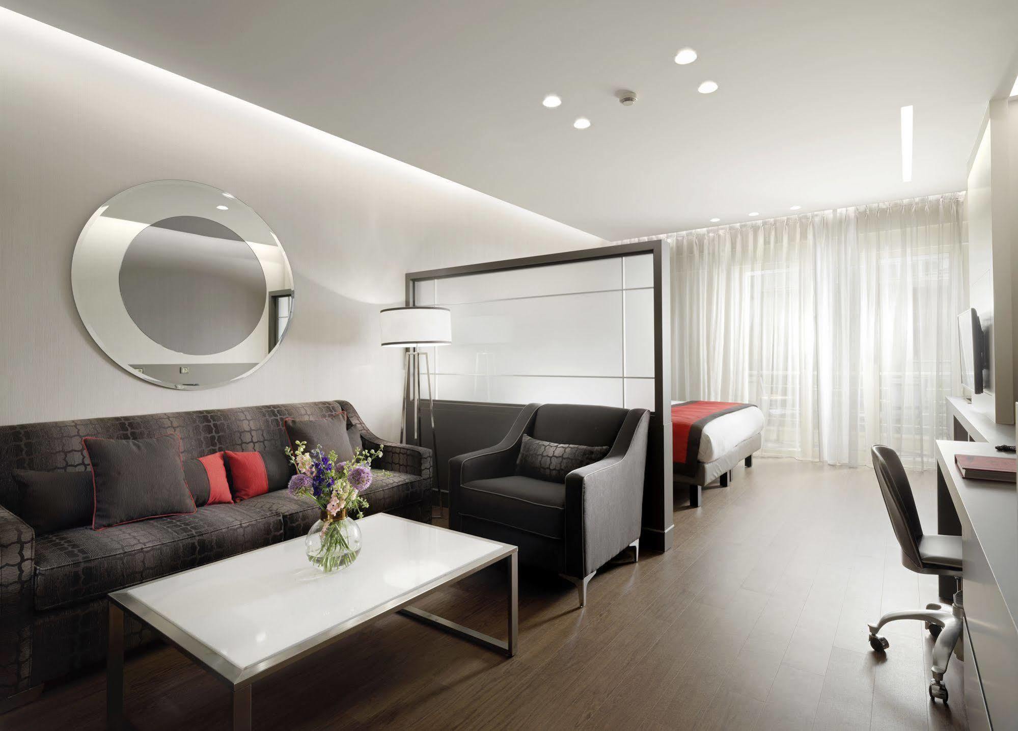 Holiday Suites Athens Luaran gambar